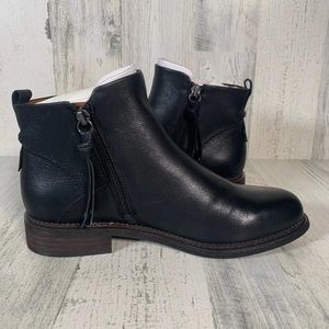 New in box womens leather black booties